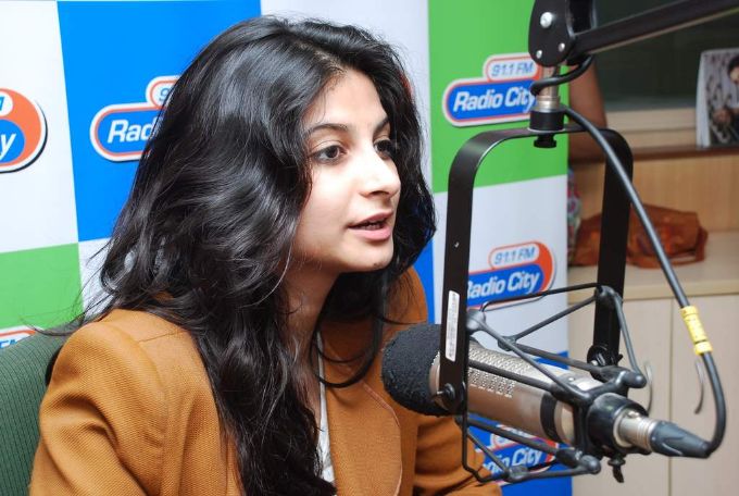 Amit Trivedi and Rhea Kapoor promote Aisha at Radio City Images