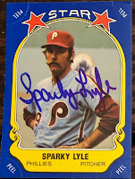 Sparky Lyle 1981 Fleer Star Sticker Autograph