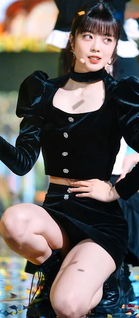 Suyeon/ Ji Su-yeon (Weki Meki)