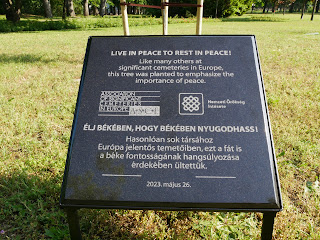 Project board at the Fiumei Road Cemetery in Budapest.