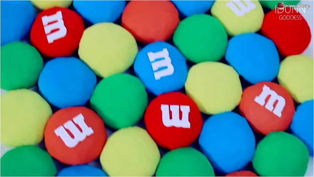 DIY M&M's Rug Out Of Old T-Shirts 4