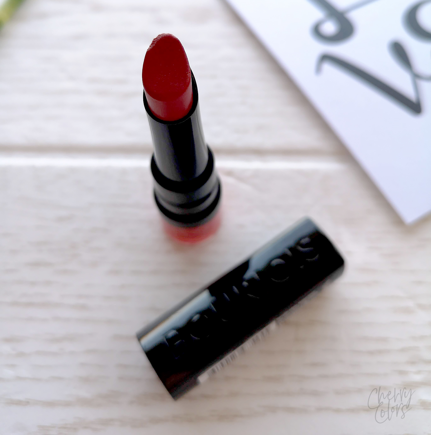 Bourjois Rouge Fabuleux Cindered-lla