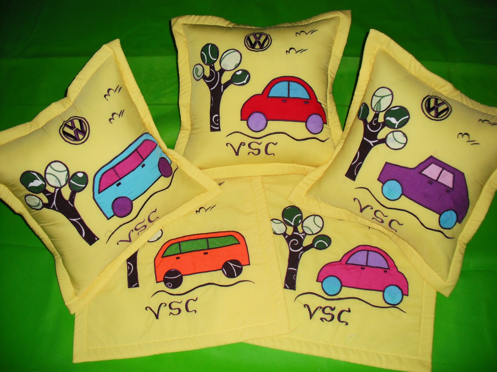 Q ta Collection Kreasi Unik dari Kain sarung bantal 