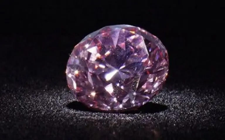 Sotheby's: an expensive pink diamond discovered in Russia