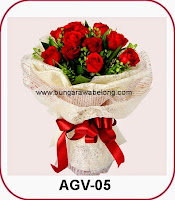 Hand Bouquet Mawar Untuk Pacar