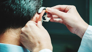 هل سماعات الأذن مفيدة لحالات فقدان سمع التردد العالي؟
