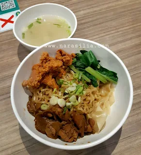 Sensasi Makan di Bakmitopia Aeon Mall Tanjung Barat