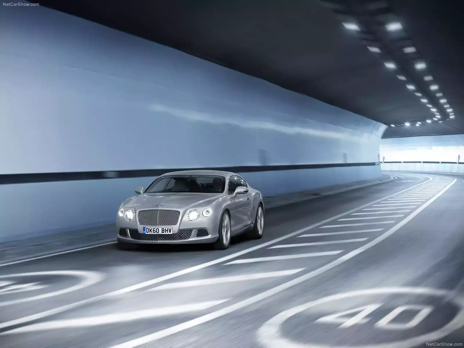 Hình ảnh xe ô tô Bentley Continental GT 2012 & nội ngoại thất