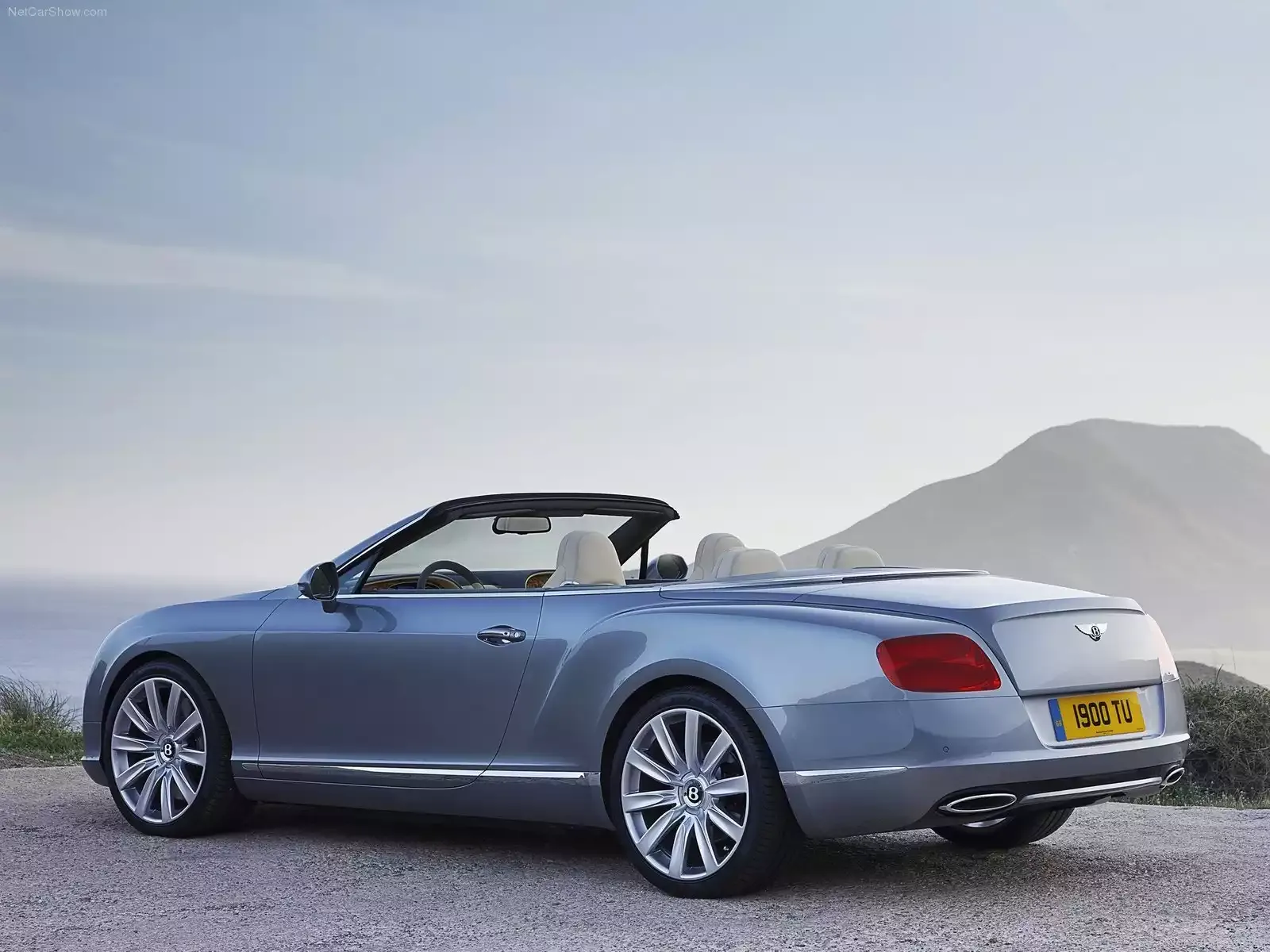 Hình ảnh xe ô tô Bentley Continental GTC 2012 & nội ngoại thất