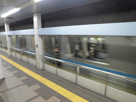 ニュートラムコスモスクエア駅
