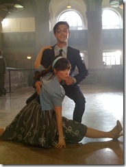 Joseph-Gordon-Levitt-Zooey-Deschanel-500-days-of-summer-6701277-480-640_large