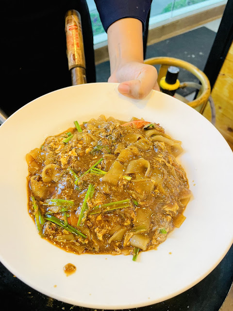 Char Kuew Teow - Buffet Murah GBW Hotel