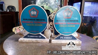 Harga Bahan Vandel Plakat Di Surabaya | Jual Bahan Vandel Plakat Marmer Putih Murah