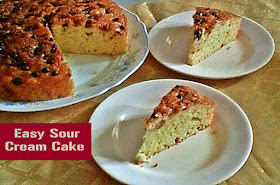 Easy Sour Cream Cake Recipe @ treatntrick.blogspot.com