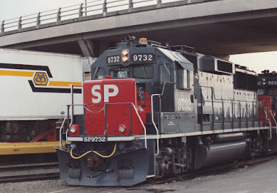 Southern Pacific GP60 9732