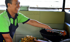 Johor-Ayam-Penyet-Banafee-Cafe