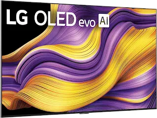 LG G5 Master OLED TV mounted flush to the wall, displaying deep blacks and rich color contrast in an elegant living room