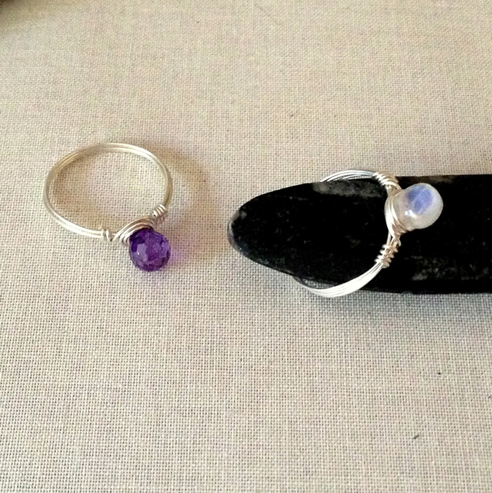 DIY wire wrapped gemstone ring - uses a top drilled briolette instead of regular bead! so pretty and great for stacking.