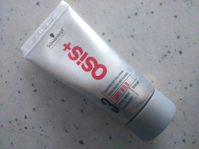 Osis+ Tame Wild Smoothing Anti-Frizz cream