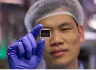 A Solar Revolution: Oxford Scientists Develop Light-Absorbing Material