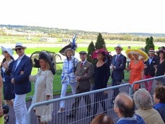 2014.10.05-035 chapeaux