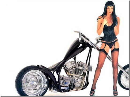 Hot-Babes-With-Bikes-16