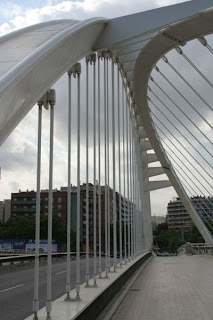 Puente en Barcelona (España) - S. Calatrava