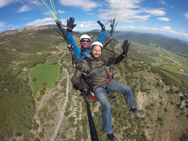 Ager paragliding, Catalonia 