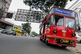 Bus Wisata Bandros