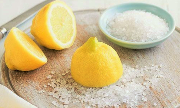 Salt and lemon 