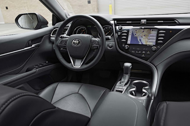 2018 Toyota Prius V Interior