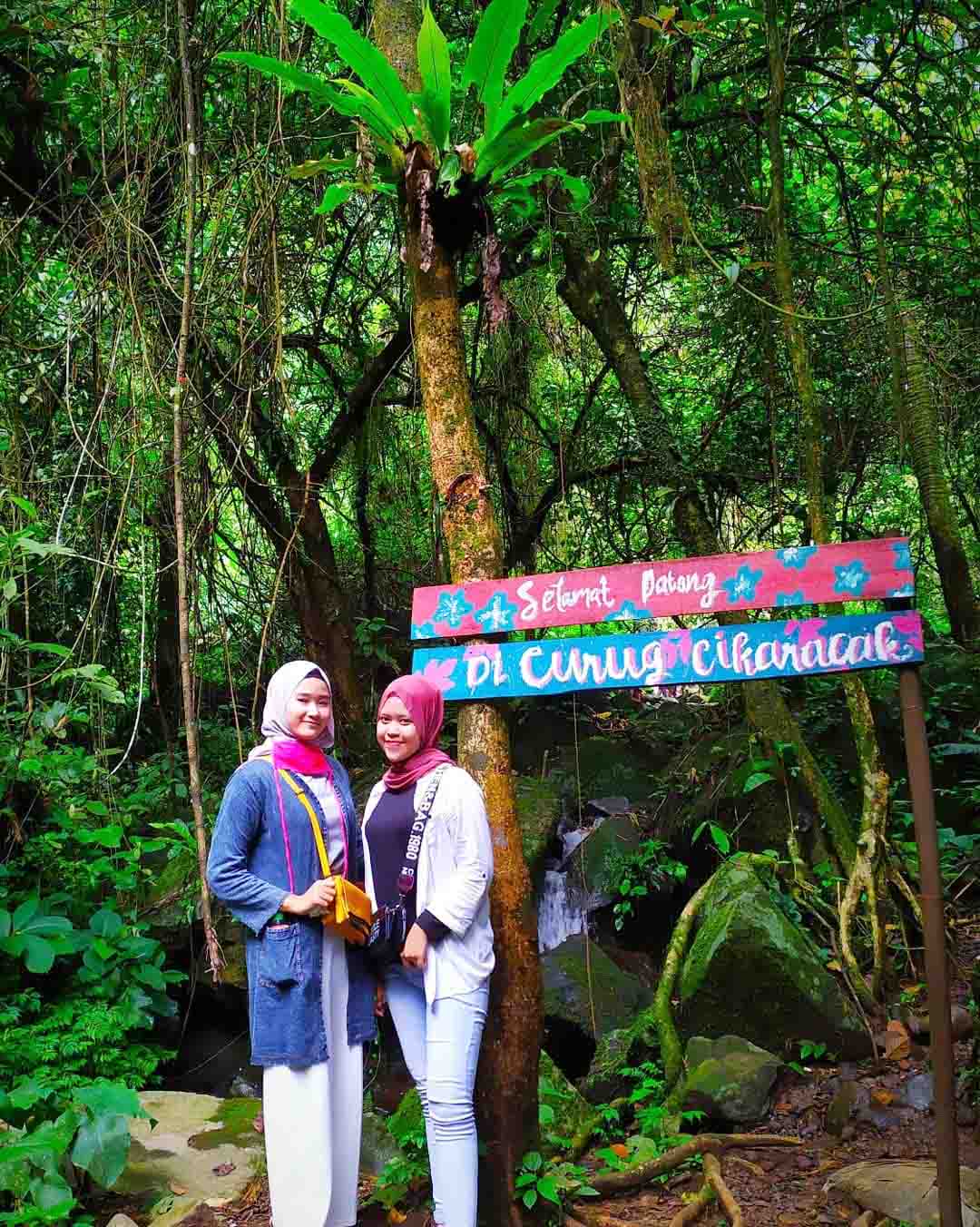 Air Terjun Cikaracak Bogor