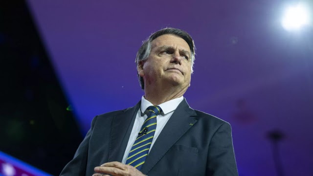 Brasil volta à normalidade após 4 anos de 'populismo mentiroso' de Bolsonaro, diz revista britânica