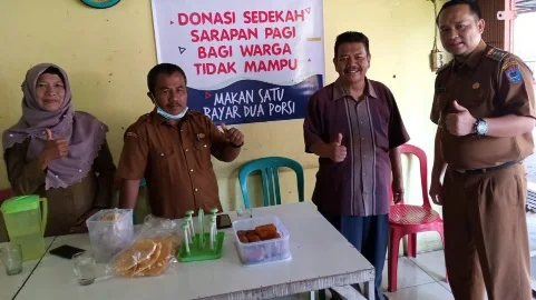 Camat Payakumbuh Timur Inisiasi Program Bantuan Warga Kurang Mampu.