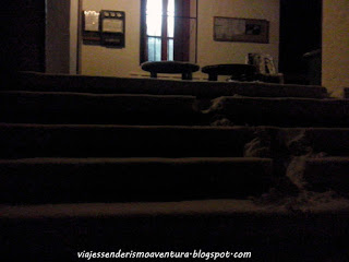 Escaleras del Refugio Comes de Rubió después de que nos sorprendiese la nevada