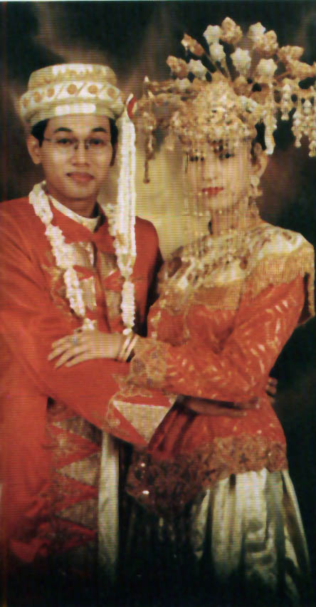  Pengantin  Rangakaian Upacara Adat Pengantin Betawi 