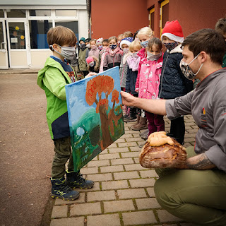 Oktober Spende der Bäckerei Ihr guter Liebig aus Pfungstadt an den Förderverein der Hans-Quick-Schule in Bickenbach