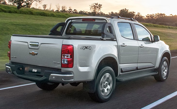 Chevrolet S10 Cabine dupla é na Rumo Norte - Prata Switchblade (Cor Metálica)