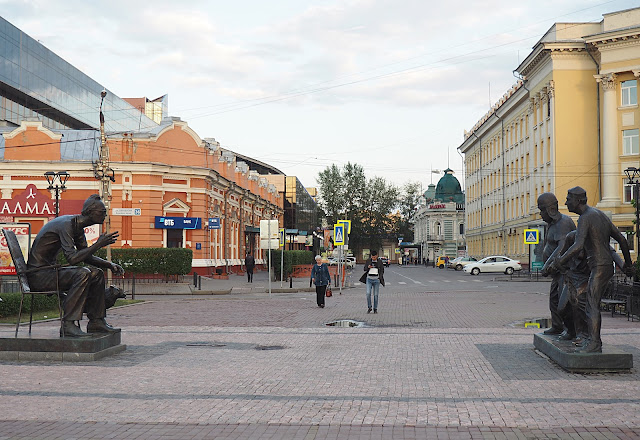 Россия, Иркутск - памятник Гайдаю