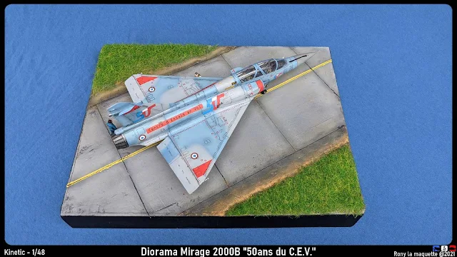 Diorama Kinetic Mirage 2000B "50ans du C.EV" au 1/48.