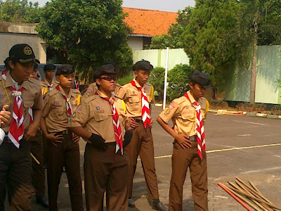 Demo - Ekskul Pramuka Tahun 2012-2013 - Pramuka MAN 6 Jakarta Timur