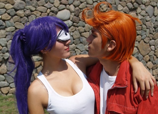 fry and leela cosplay futurama