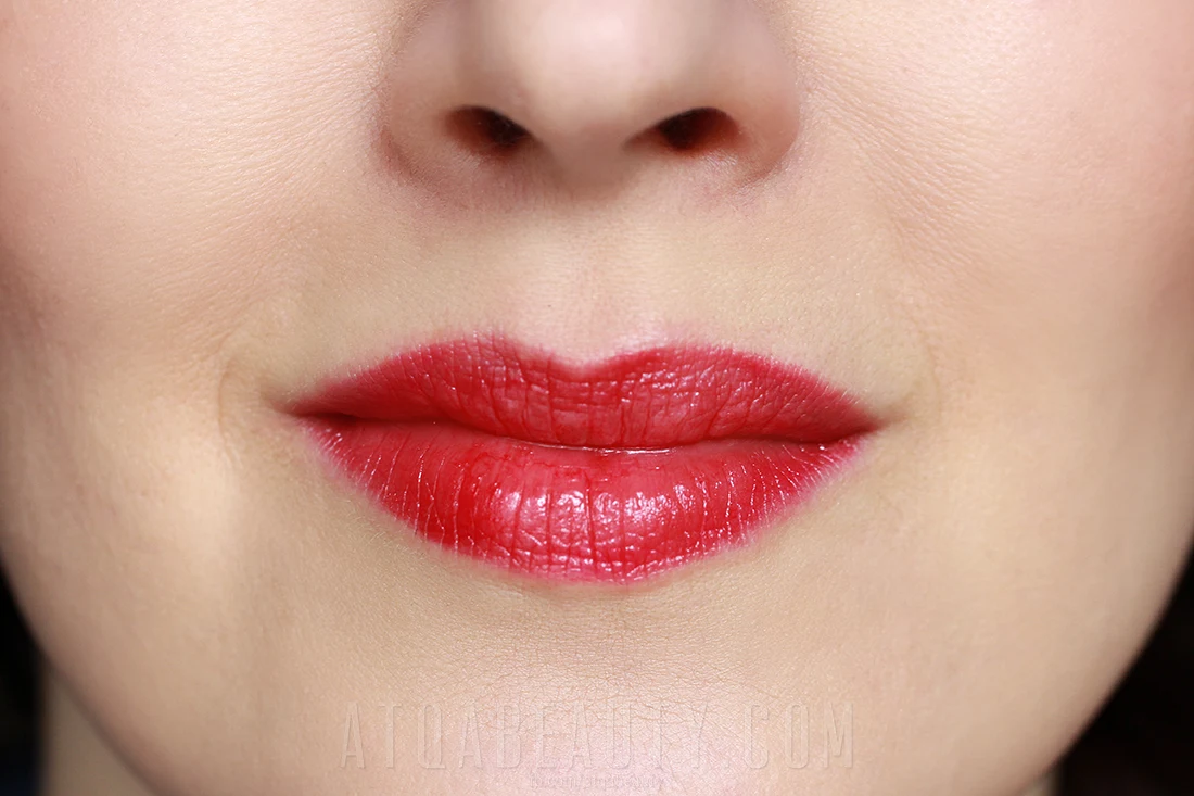 Oriflame Giordani Gold Jewel Lipstick Red Attraction