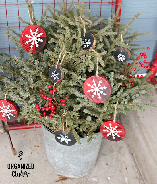 Easy Paper and Wood Slice Ornaments #hobbylobby #buffalocheck #snowflake