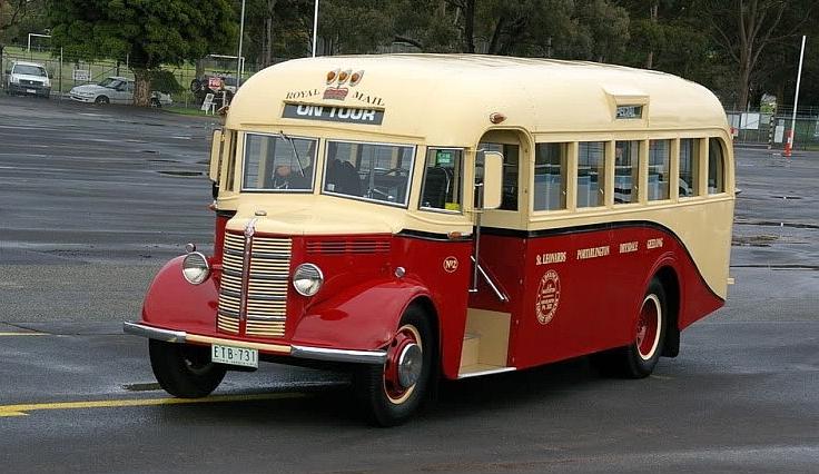 1946 Bedford bus At first glance it looks like a NZ Department of Education