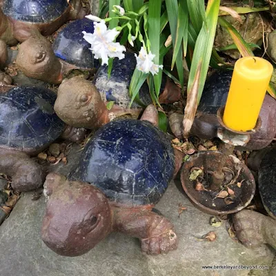 garden decor at Full House Restaurant at Sun Moon Lake in Taiwan