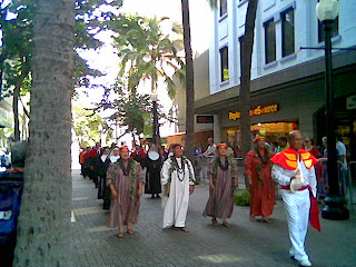 Procession 4