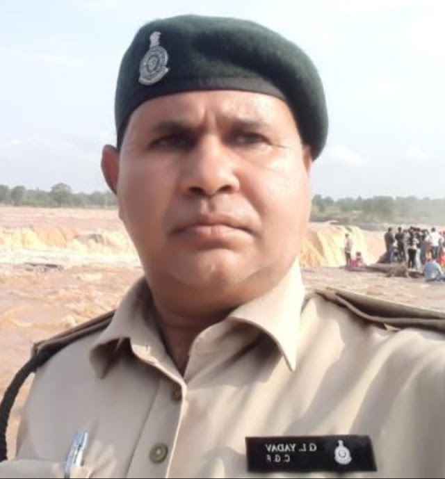 कलेक्टर द्वारा जेमरा में लगाई गई जन चौपाल में ग्रामीणों ने एक डिप्टी रेंजर के खिलाफ की दर्जन भर से अधिक शिकायतें, दिए गए कार्यवाही के निर्देश