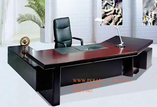 gambar Meja Kantor ruangan sempit