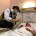 Petugas Kesehatan Indonesia Kunjungi Jemaah Haji Sakit Setiap Hari